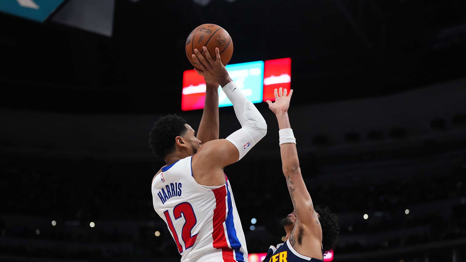 Pistons’ JB Bickerstaff gives Tobias Harris his flowers after reaching ‘huge milestone’