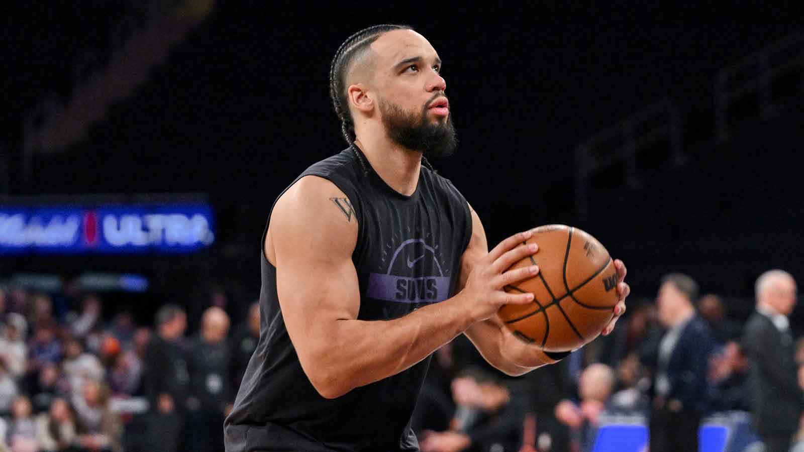 Phoenix Suns guard/forward Dillon Brooks (3) warms up before a game against the New York Knicks at Madison Square Garden.