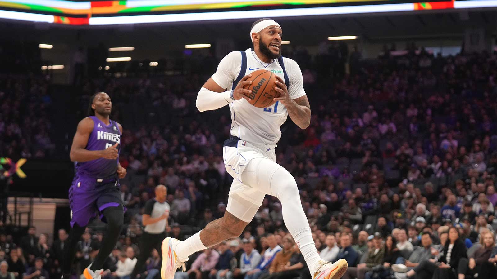 Are Daniel Gafford, Ryan Nembhard playing tonight? Mavericks vs. Lakers injury report