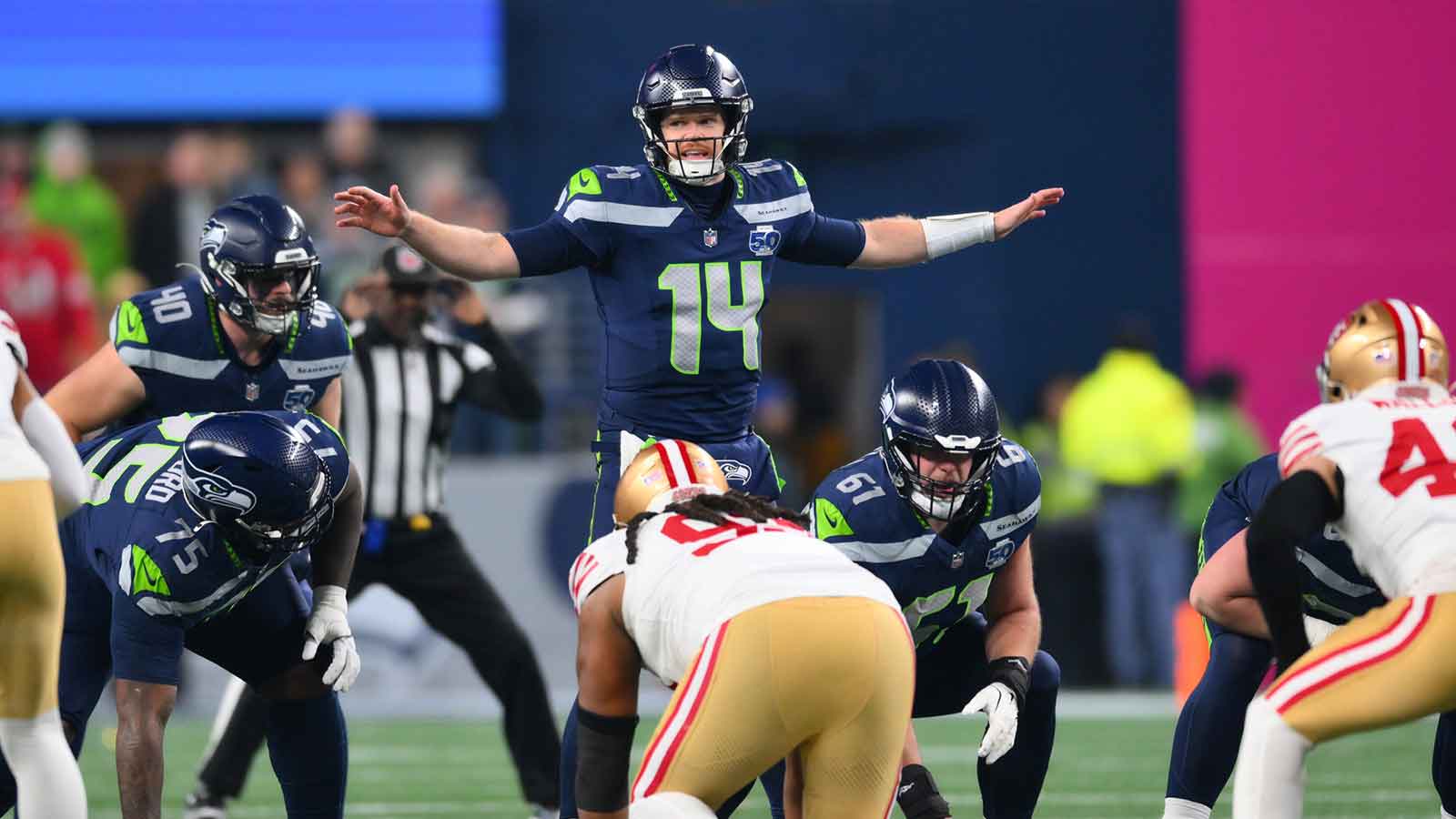 Seahawks’ Sam Darnold gets injury update from Mike Macdonald amid oblique issue