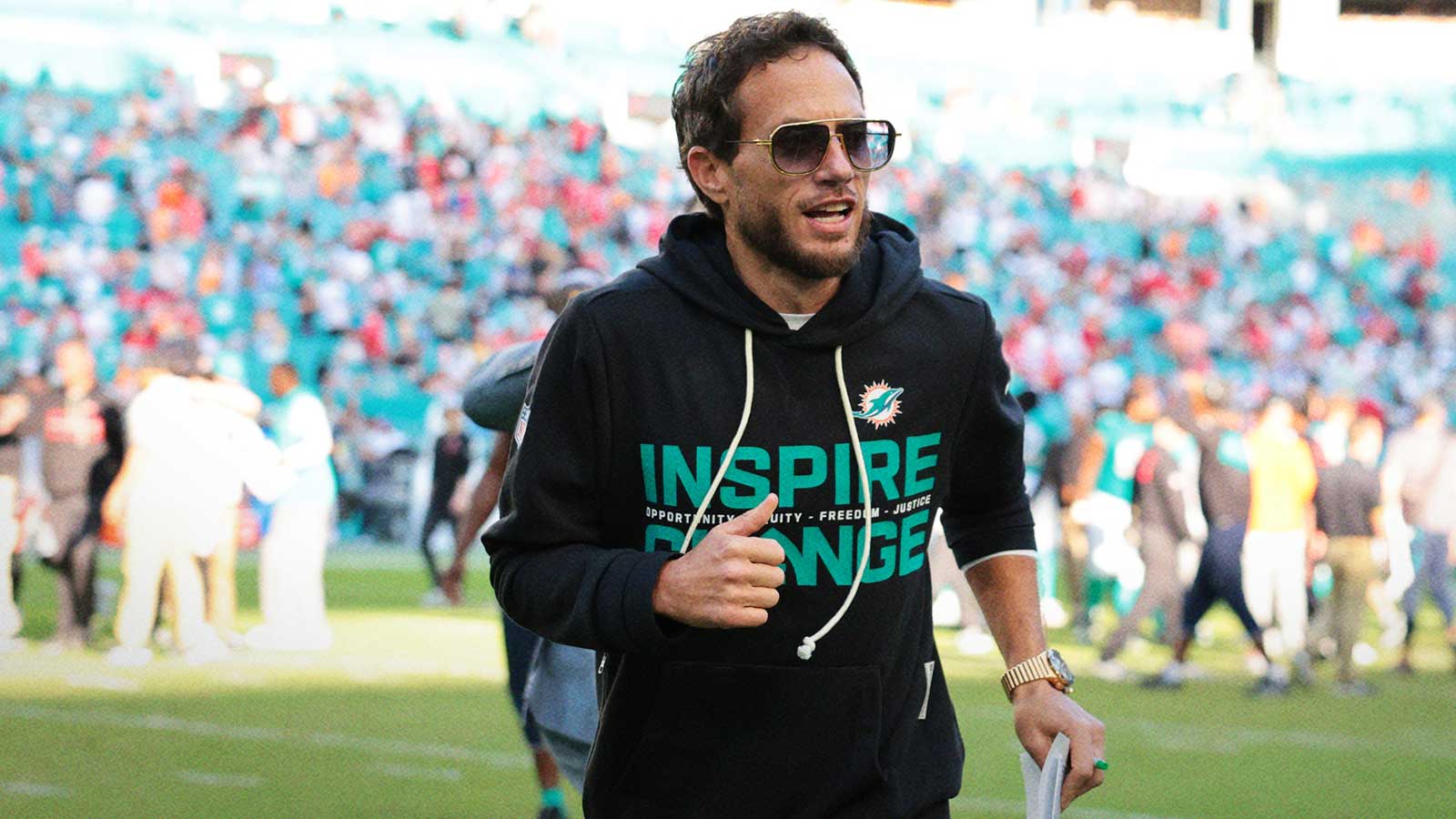 Dolphins’ Mike McDaniel sounds off on job security rumors after 7-win season