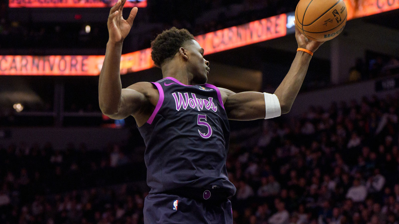 Chris Finch’s cryptic Anthony Edwards injury update after late Timberwolves scratch is troubling