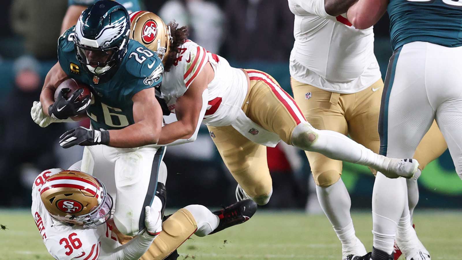 Eric Kendricks pass deflection eliminates Eagles from playoffs