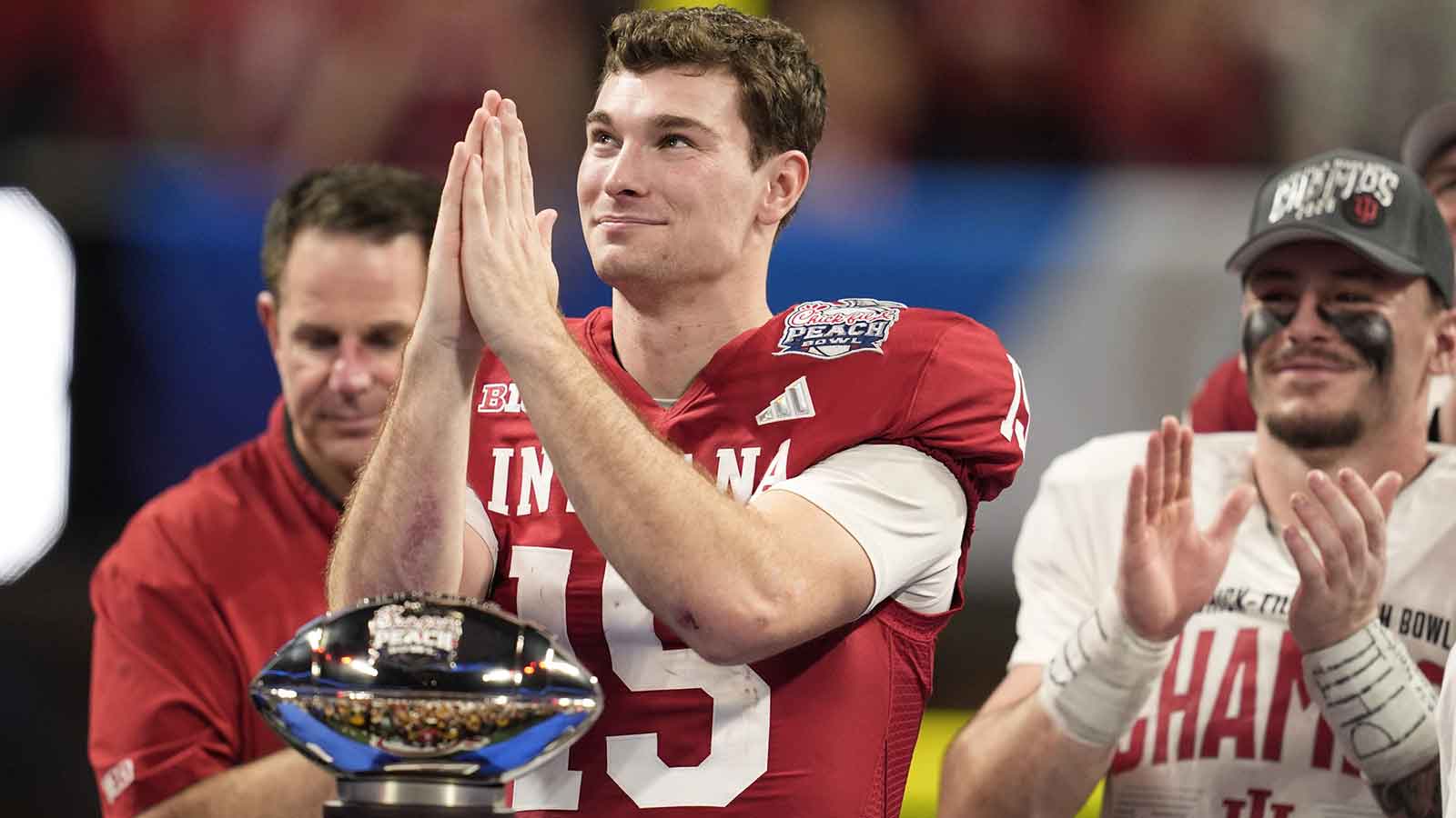 Fernando Mendoza’s unreal Peach Bowl showing has Raiders fans hyped for 2026 NFL Draft