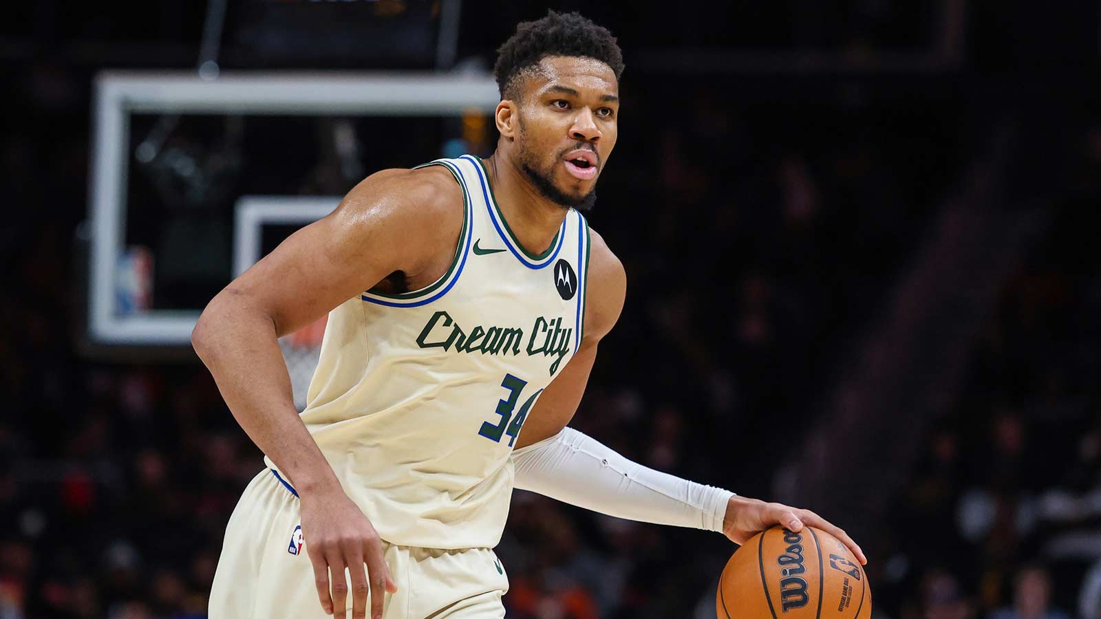 Bucks’ Giannis Antetokounmpo calling out ‘selfish’ teammates rings alarm bells for trade