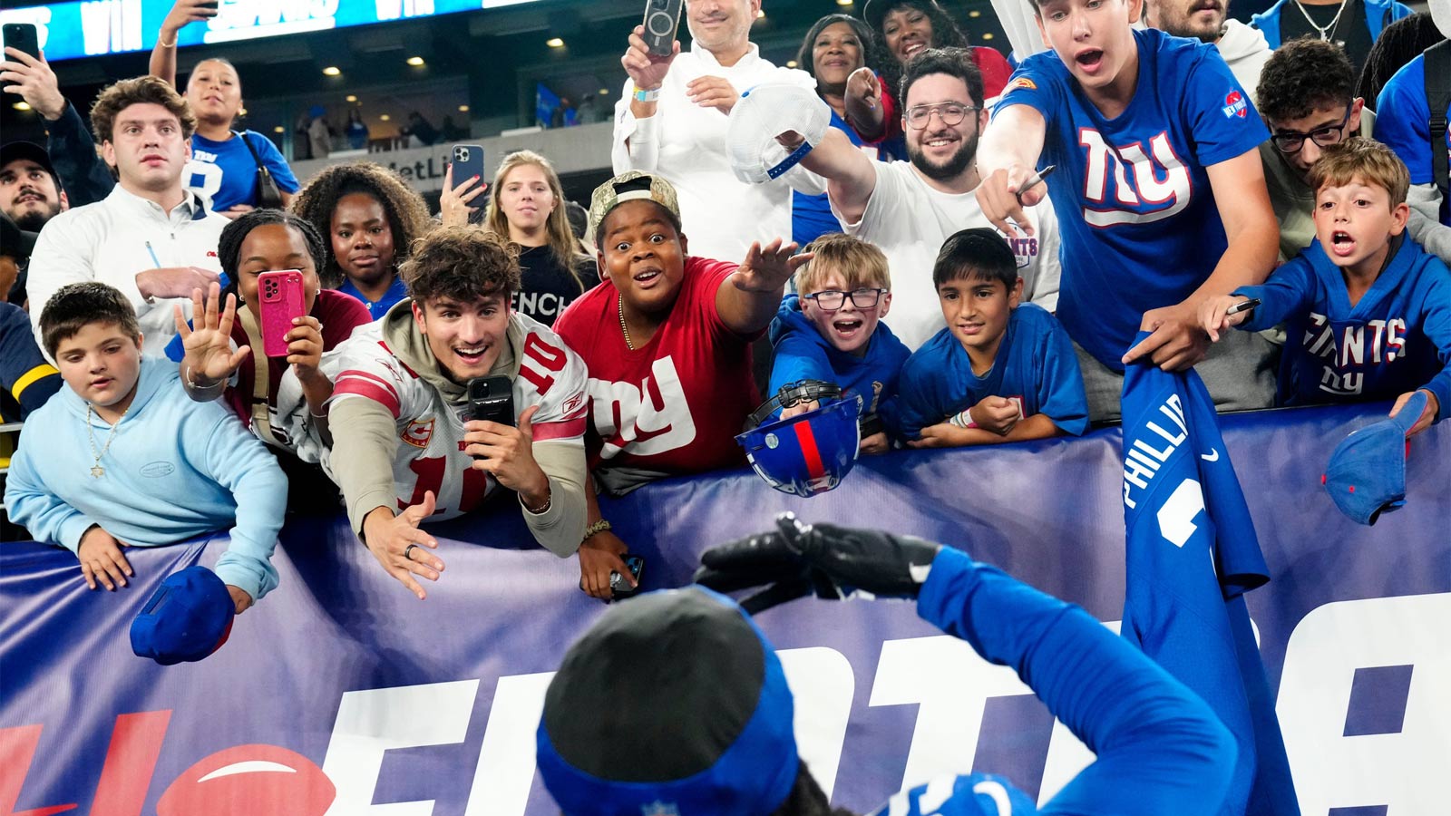 New York Giants cornerback O'Donnell Fortune (39) interacts with fans after the game, Thursday, August 21, 2025, in East Rutherford.