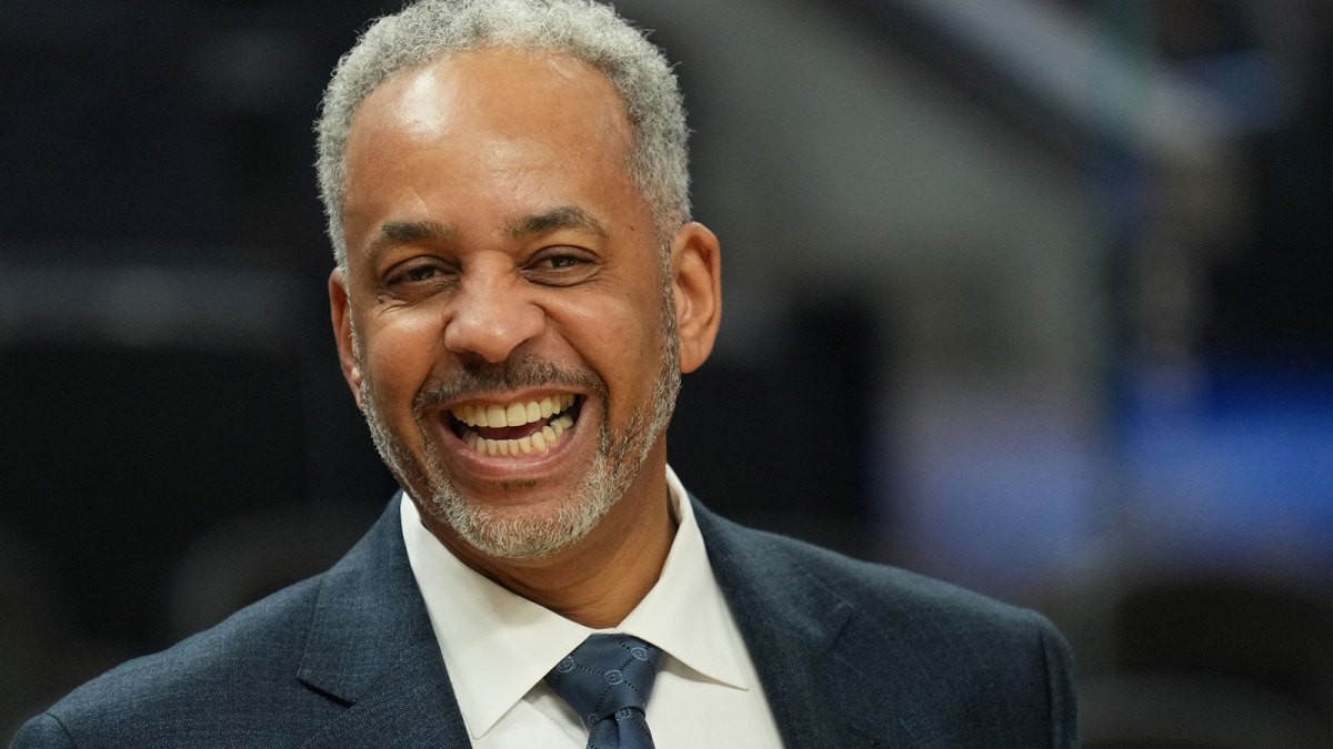 Charlotte Hornets color commentator Dell Curry before the game against the Golden State Warriors at Chase Center.