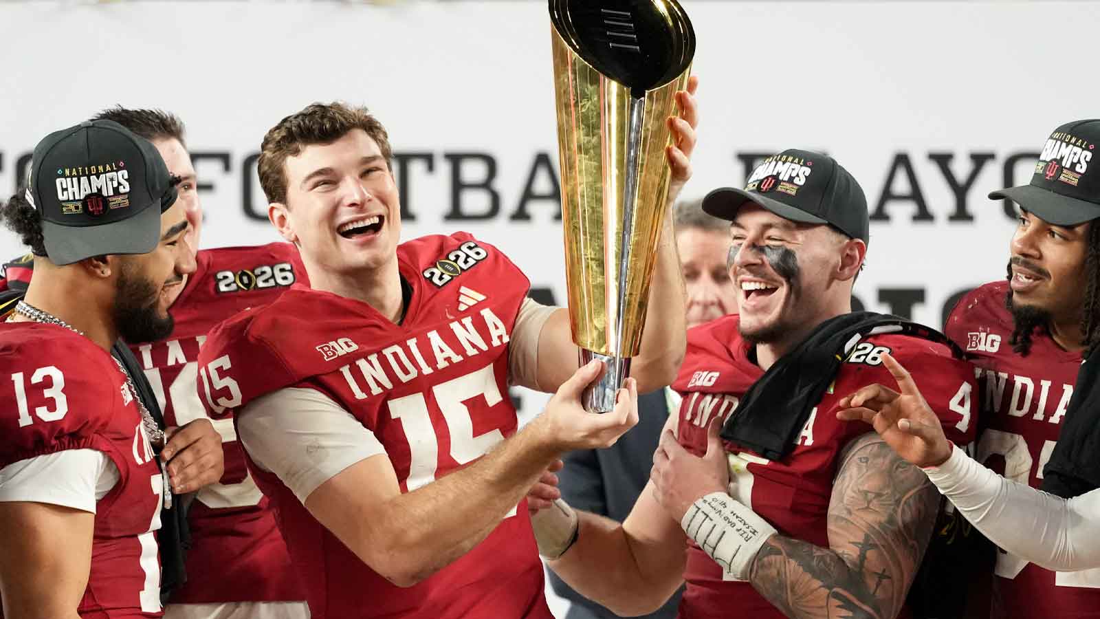 Indiana football star Fernando Mendoza reveals fearless mentality behind 4th down rushing TD