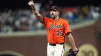 San Francisco Giants starting pitcher Justin Verlander (35) gestures during the fourth inning against the Los Angeles Dodgers at Oracle Park.