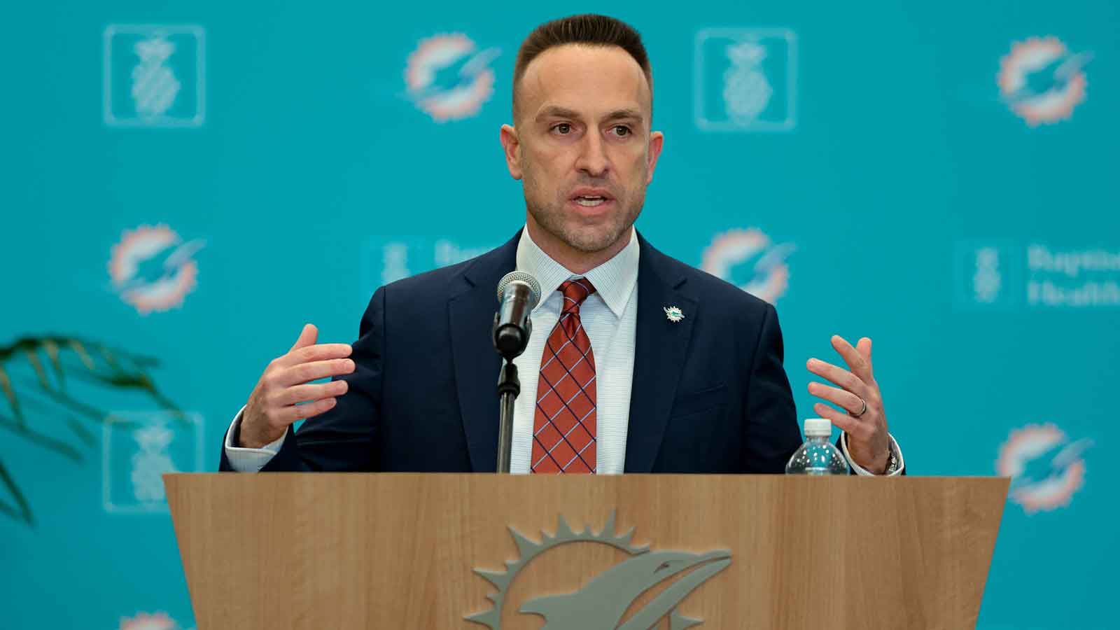 Jeff Hafley claims he chose Dolphins job over 6 other teams