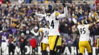 Pittsburgh Steelers cornerback Joey Porter Jr. (24) reacts after a defensive stop against the Baltimore Ravens during the second half at M&T Bank Stadium.