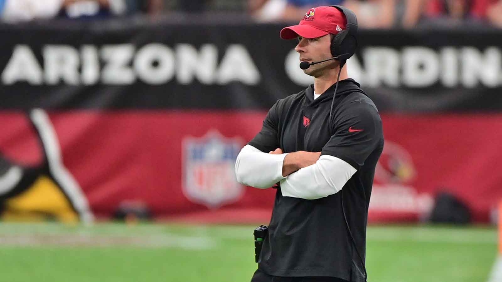 Arizona Cardinals head coach Jonathan Gannon looks on in the first half against the Dallas Cowboys at State Farm Stadium.
