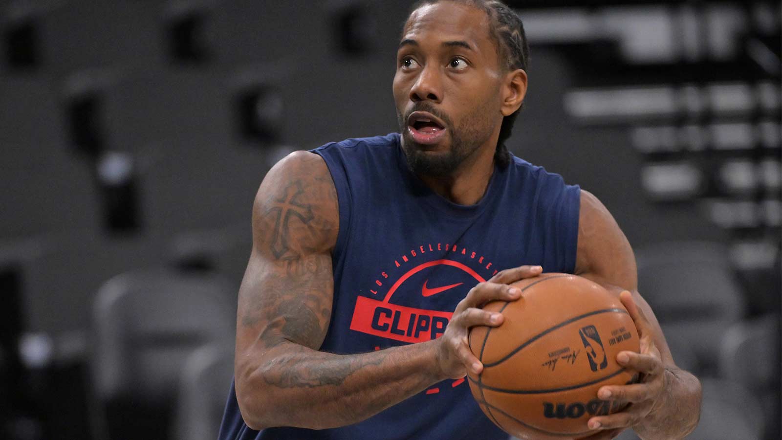 Is Kawhi Leonard playing tonight? Clippers vs. Lakers injury report