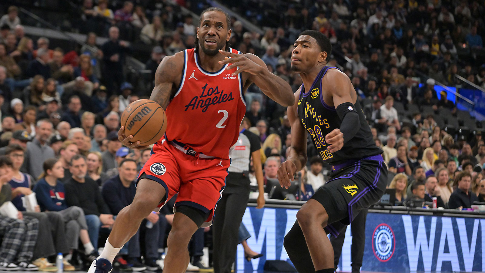 Clippers’ Kawhi Leonard’s minutes restriction had him getting antsy as LA almost choked vs. Lakers