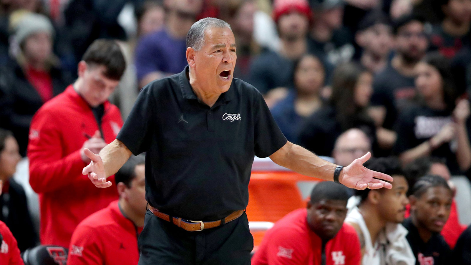 Houston HC Kelvin Sampson identifies what ruined Kingston Flemings’ historic game