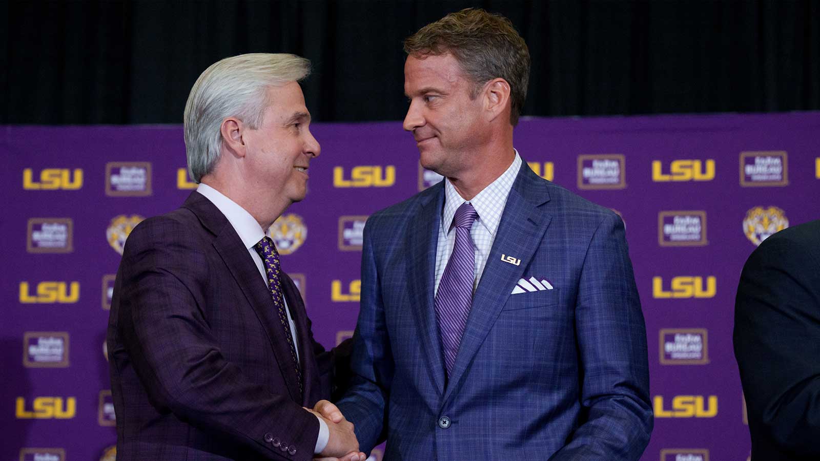 Lane Kiffin lands LSU transfer portal QB commit, but it’s not Sam Leavitt
