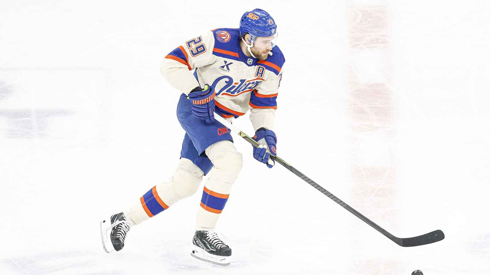 Edmonton Oilers center Leon Draisaitl (29) controls the puck against the Chicago Blackhawks during the first period at United Center.
