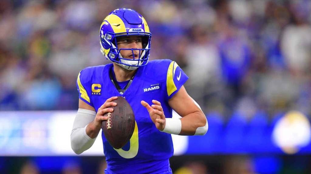 Los Angeles Rams quarterback Matthew Stafford (9) looks downfield against the Arizona Cardinals during the second half at SoFi Stadium.