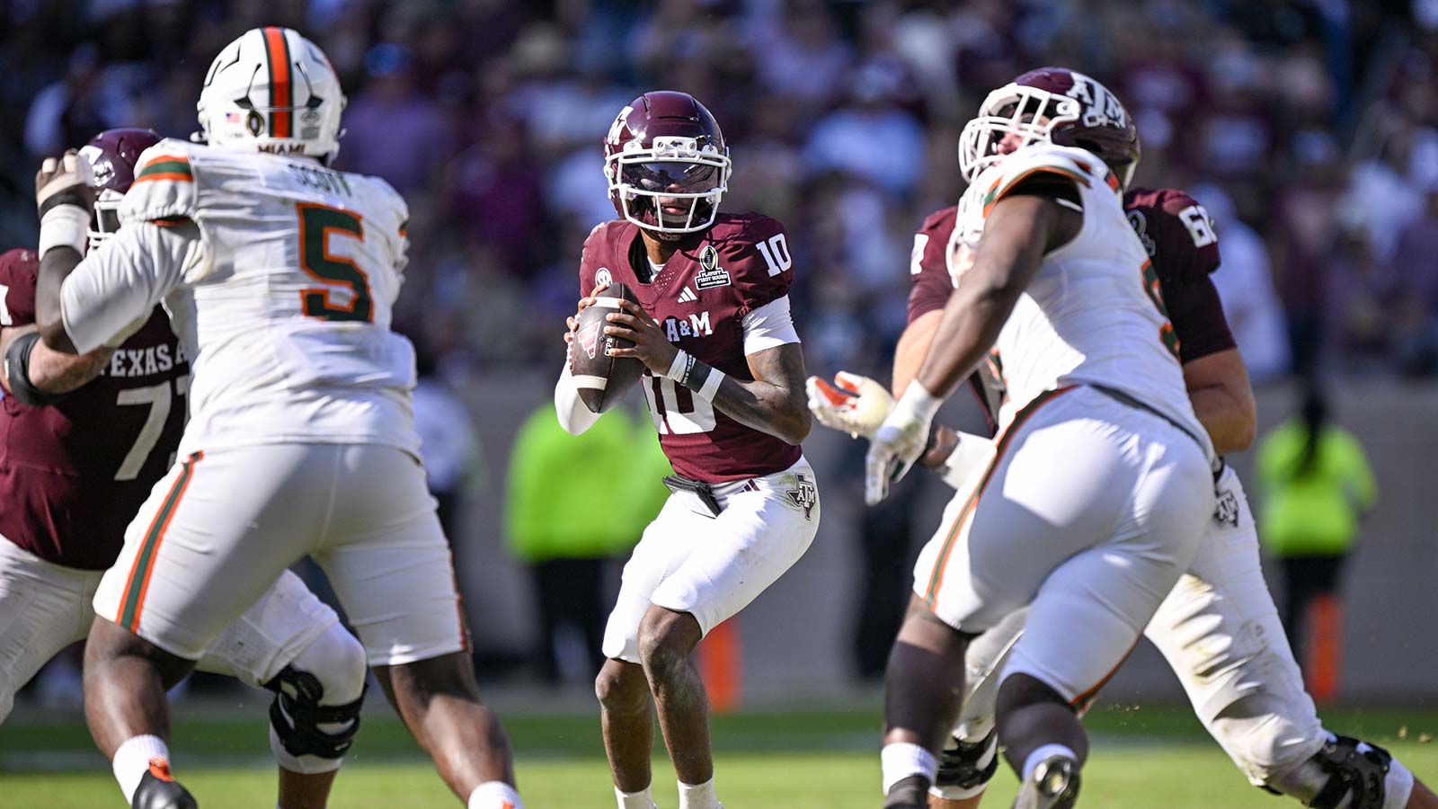 Texas A&M Aggies quarterback Marcel Reed (10) looks to throw the ball during the game between the Aggies and the Hurricanes at Kyle Field.