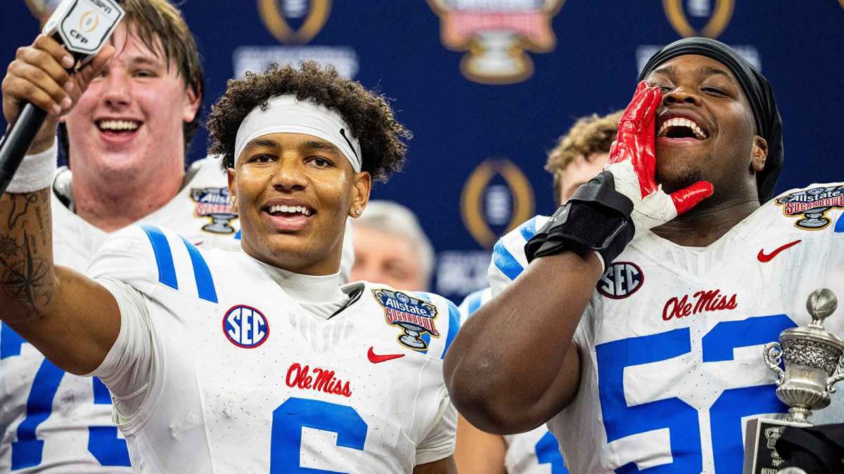 Ole Miss quarterback Trinidad Chambliss (6) and defensive lineman Will Echoles (52) interact with the fans after the Sugar Bowl and College Football Playoff quarterfinals at Caesars Superdome in New Orleans, La., on Thursday, Jan. 1, 2026. Ole Miss defeated Georgia 39-34. Chambliss and Echoles won most outstanding player for offense and defense respectively.