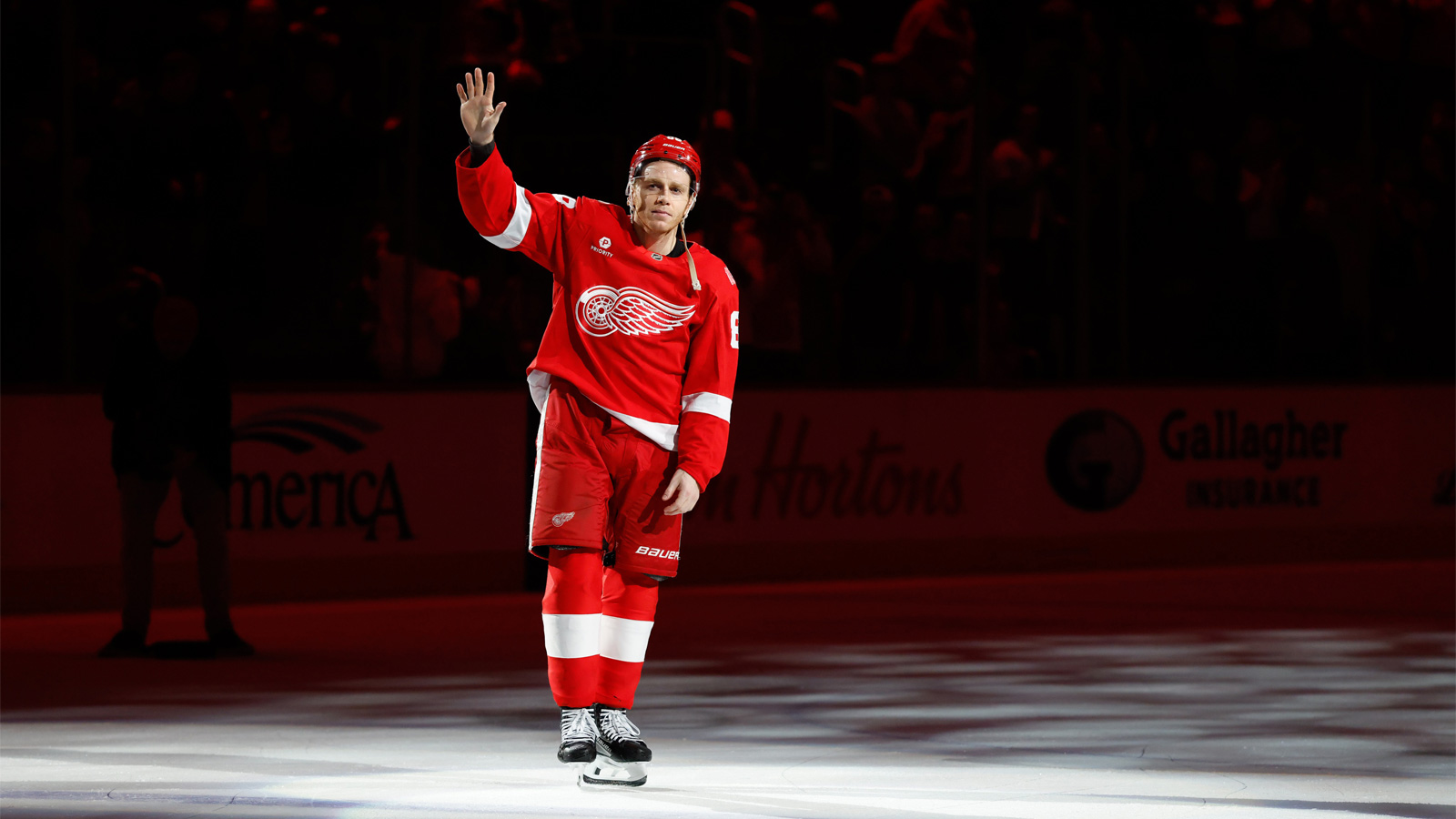 Red Wings’ Patrick Kane’s son wants to see his dad get to 600 goals