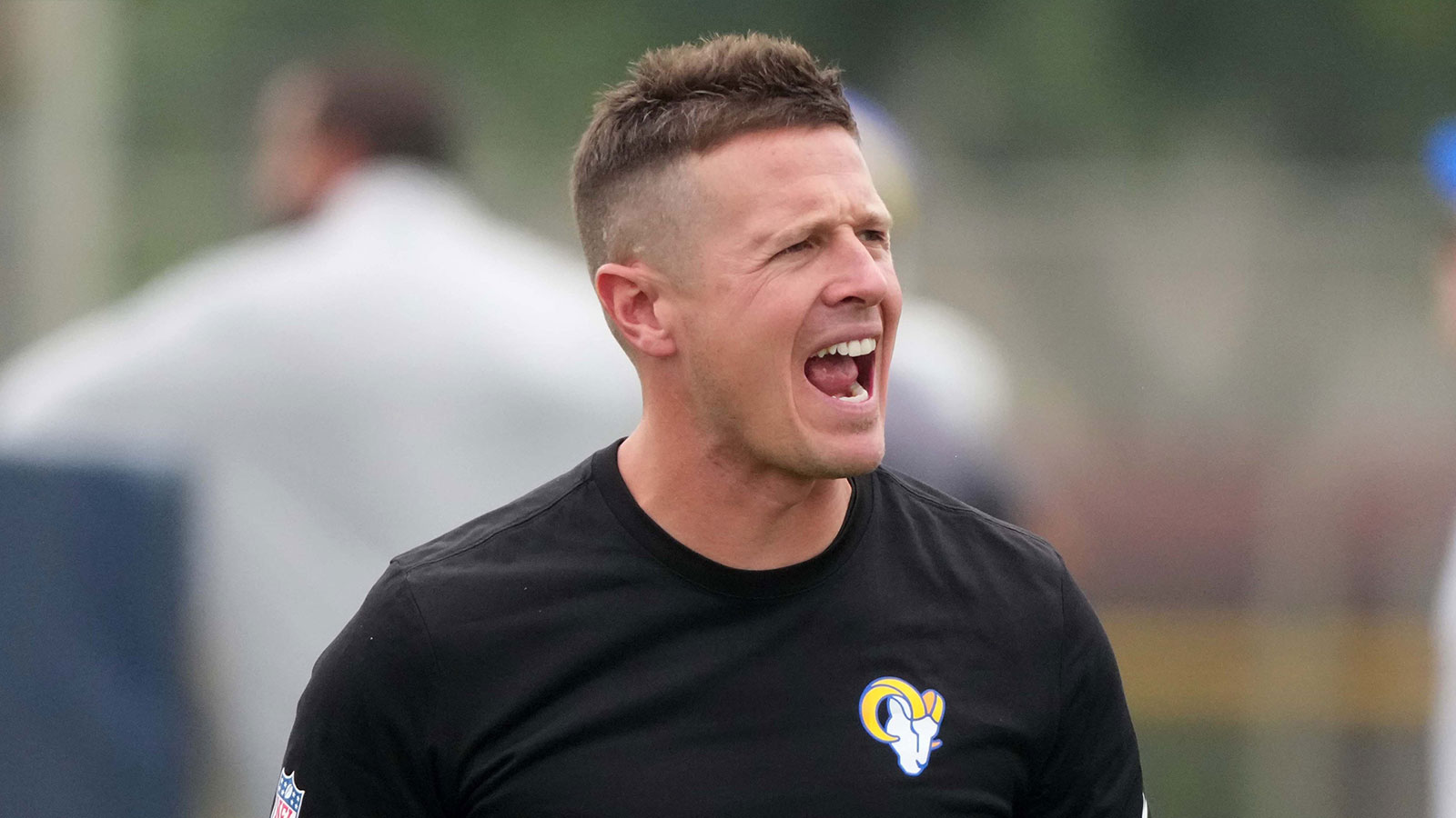 Los Angeles Rams offensive coordinator Mike LaFleur reacts during a joint practice at the Dignity Health Sports Park.