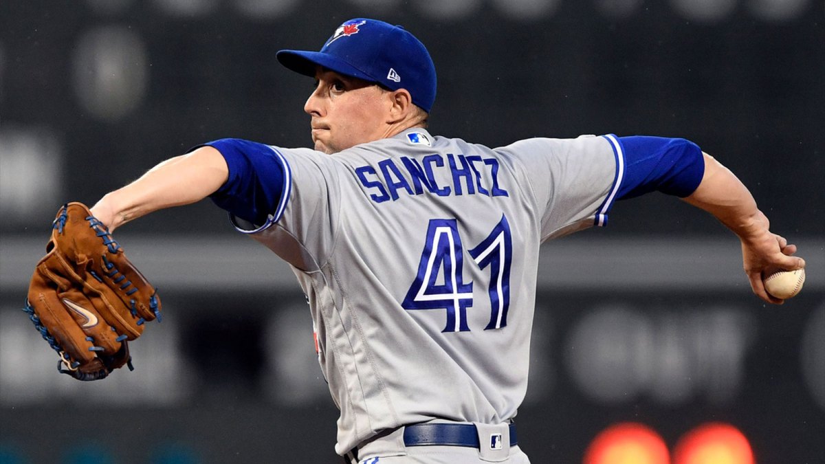 Royals sign Aaron Sanchez in MLB Free Agency, adding former Blue Jays All-Star upside to their Spring Training roster.