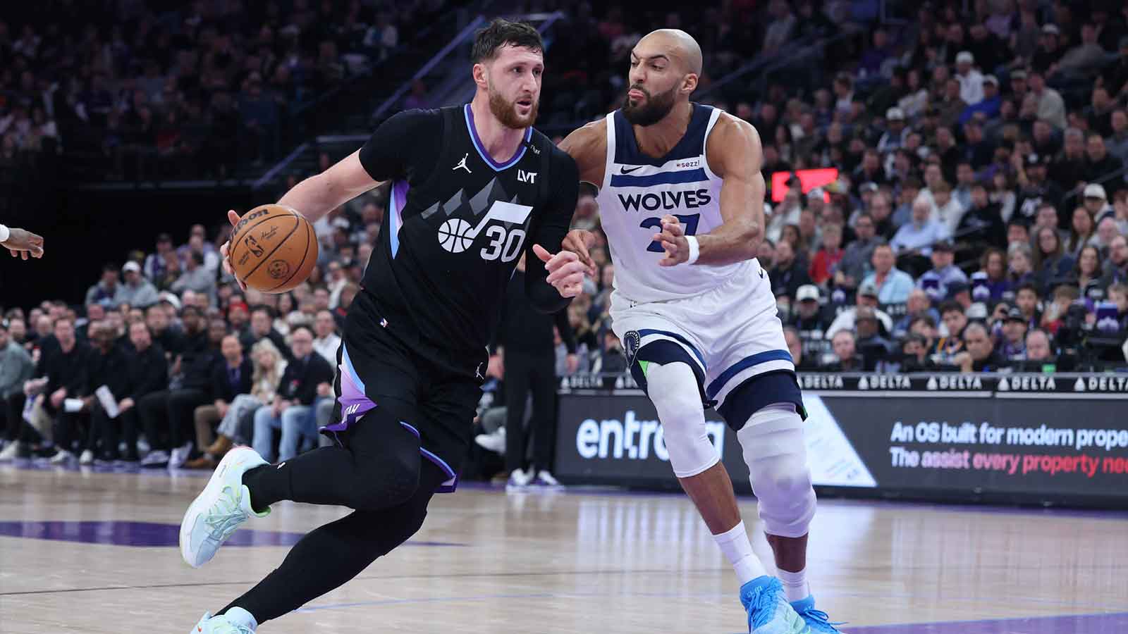 Timberwolves center Rudy Gobert’s wild Eurostep has to be seen to be believed