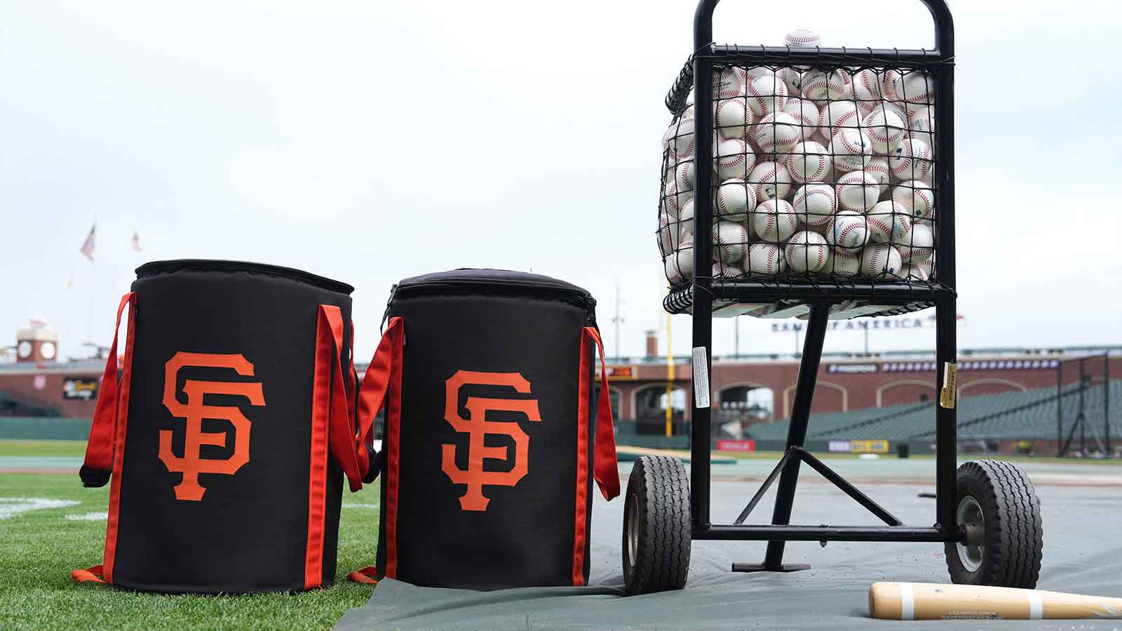 GM reveals Giants’ offseason plan after Tyler Mahle signing