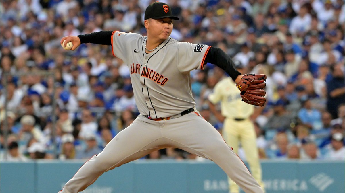 San Francisco Giants starting pitcher Kai-Wei Teng (66) delivers to the plate in the first inning against the Los Angeles Dodgers.