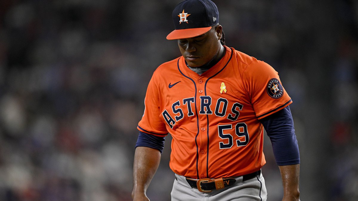 Sep 7, 2025; Arlington, Texas, USA; Houston Astros starting pitcher Framber Valdez (59) looks down as he walks off the field during the game between the Texas Rangers and the Houston Astros at Globe Life Field. Mandatory Credit: Jerome Miron-Imagn Images