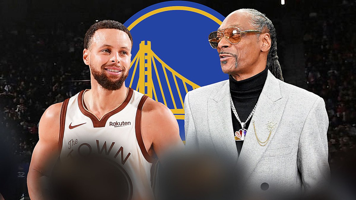 Golden State Warriors' star player Stephen Curry with Snoop Dogg