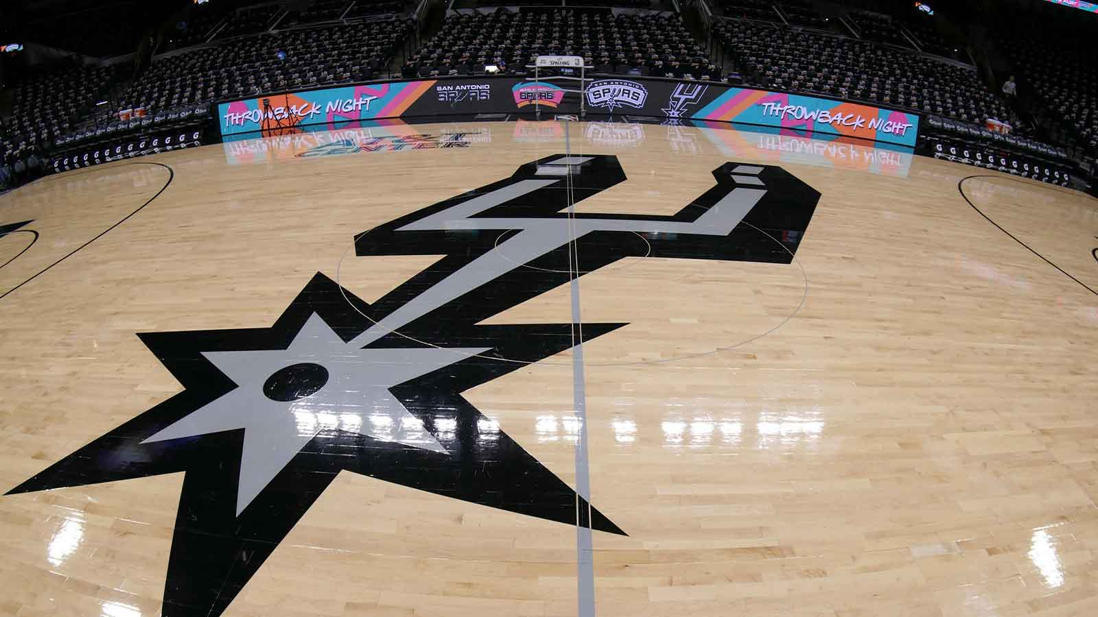 Sunday’s Spurs-Magic showdown pushed back due to Charlotte snowstorm