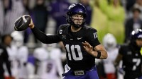 TCU Horned Frogs quarterback Josh Hoover (10) throws the ball during the second half against the Cincinnati Bearcats at Amon G. Carter Stadium.