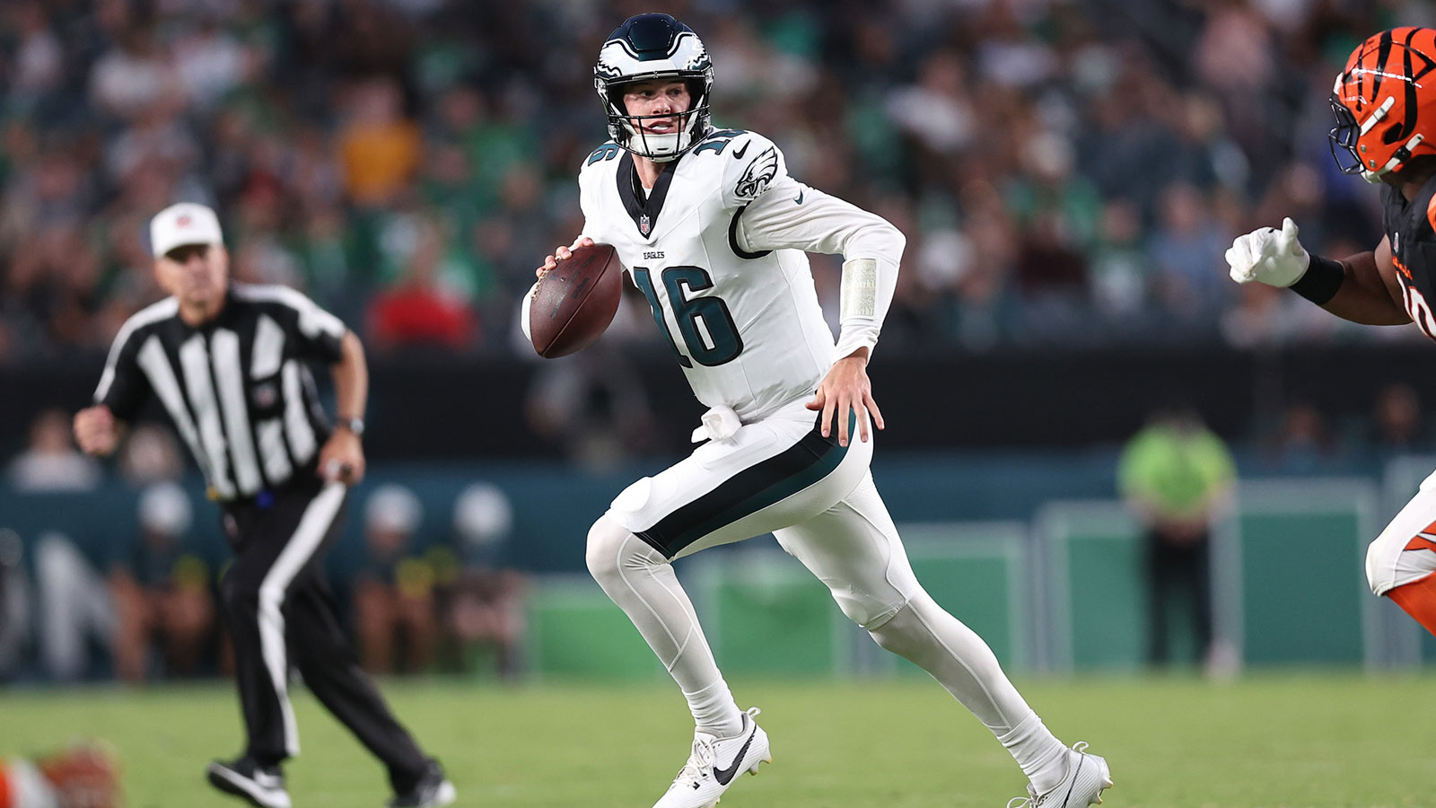 Philadelphia Eagles quarterback Tanner McKee (16) in action against the Cincinnati Bengals at Lincoln Financial Field.