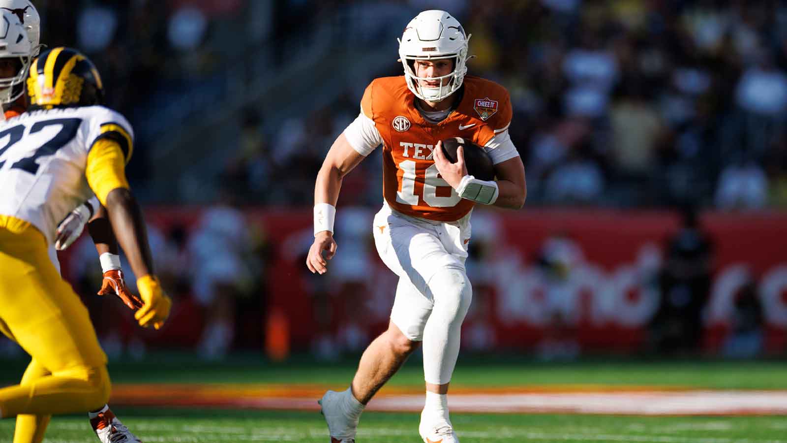 Where experts rank Arch Manning, Texas for 2026