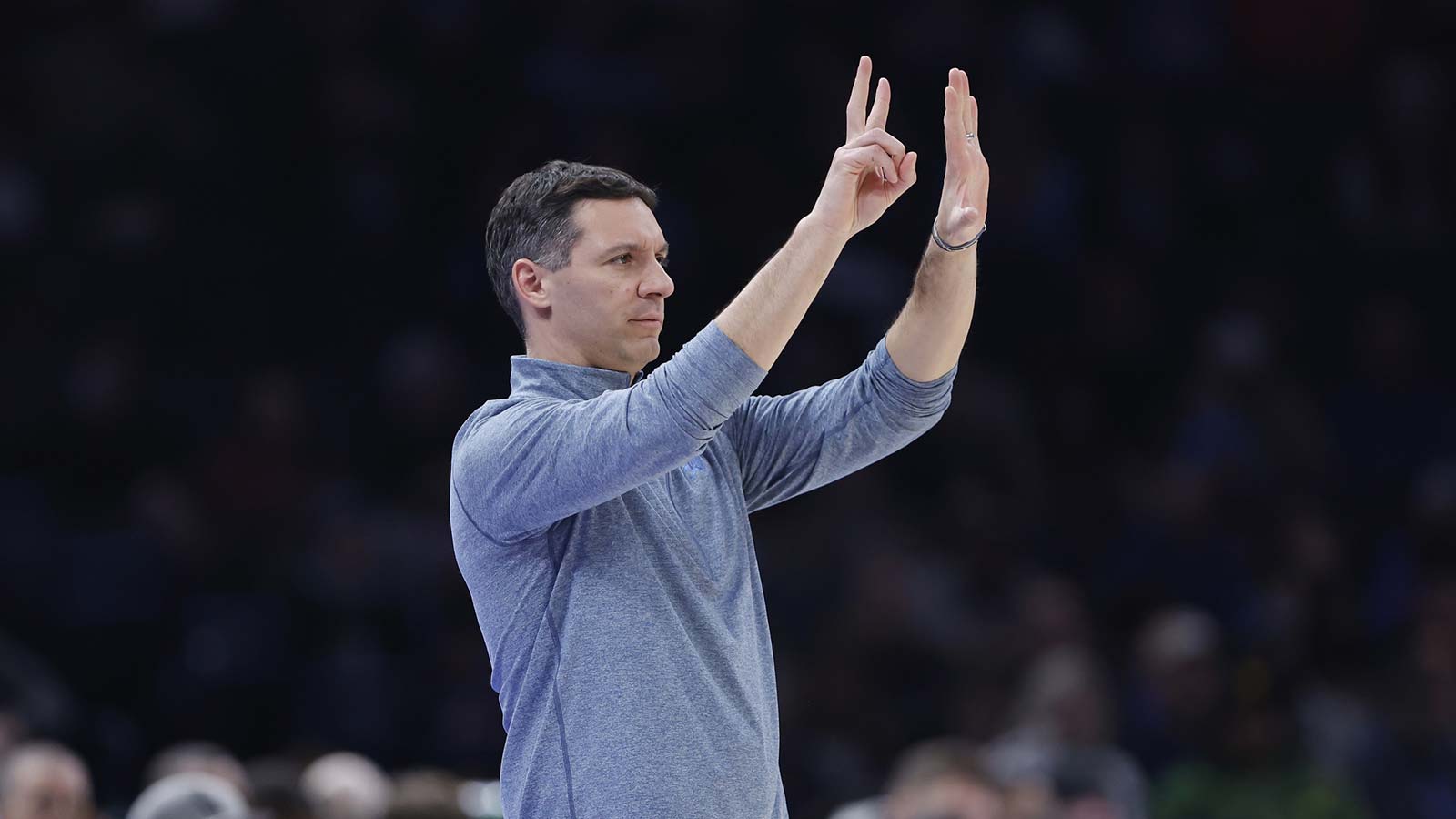 Thunder Head Coach Mark Daigneault gestures to his team during a play against the Toronto Raptors in the second half at Paycom Center