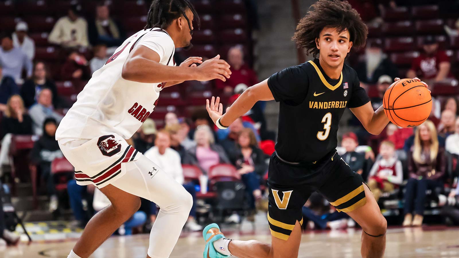 Tyler Tanner’s ‘special’ 14-assist game keeps Vanderbilt undefeated