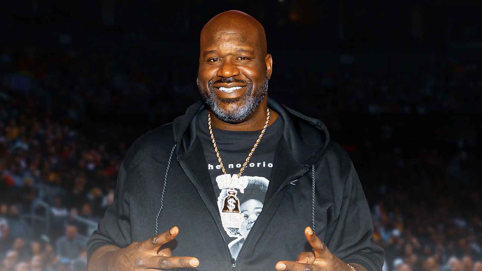 Watch Shaq lose a mini free throw contest to Turkish President Recep Tayyip Erdoğan