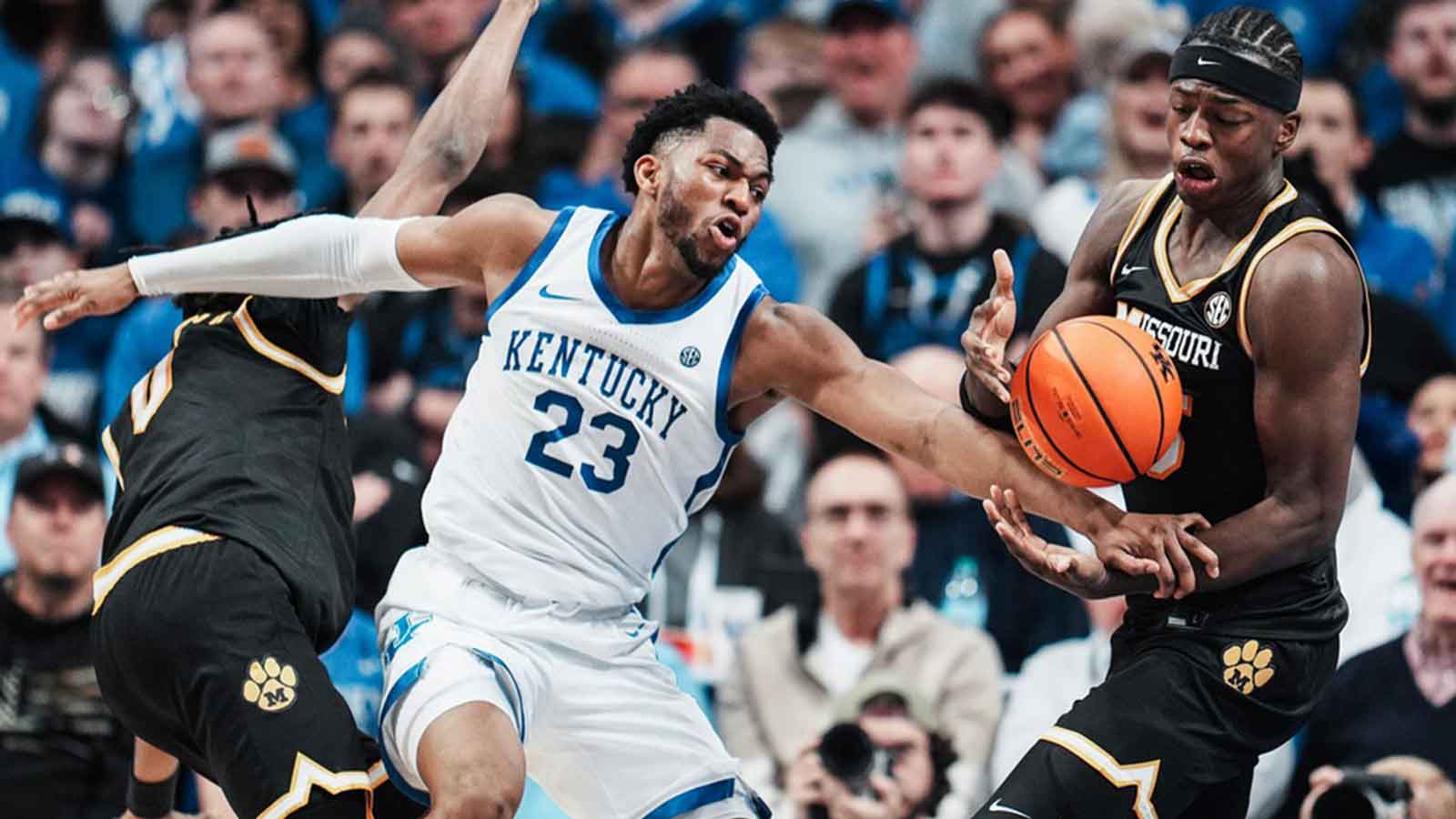 Kentucky’s ugly meltdown leads to historic Missouri win