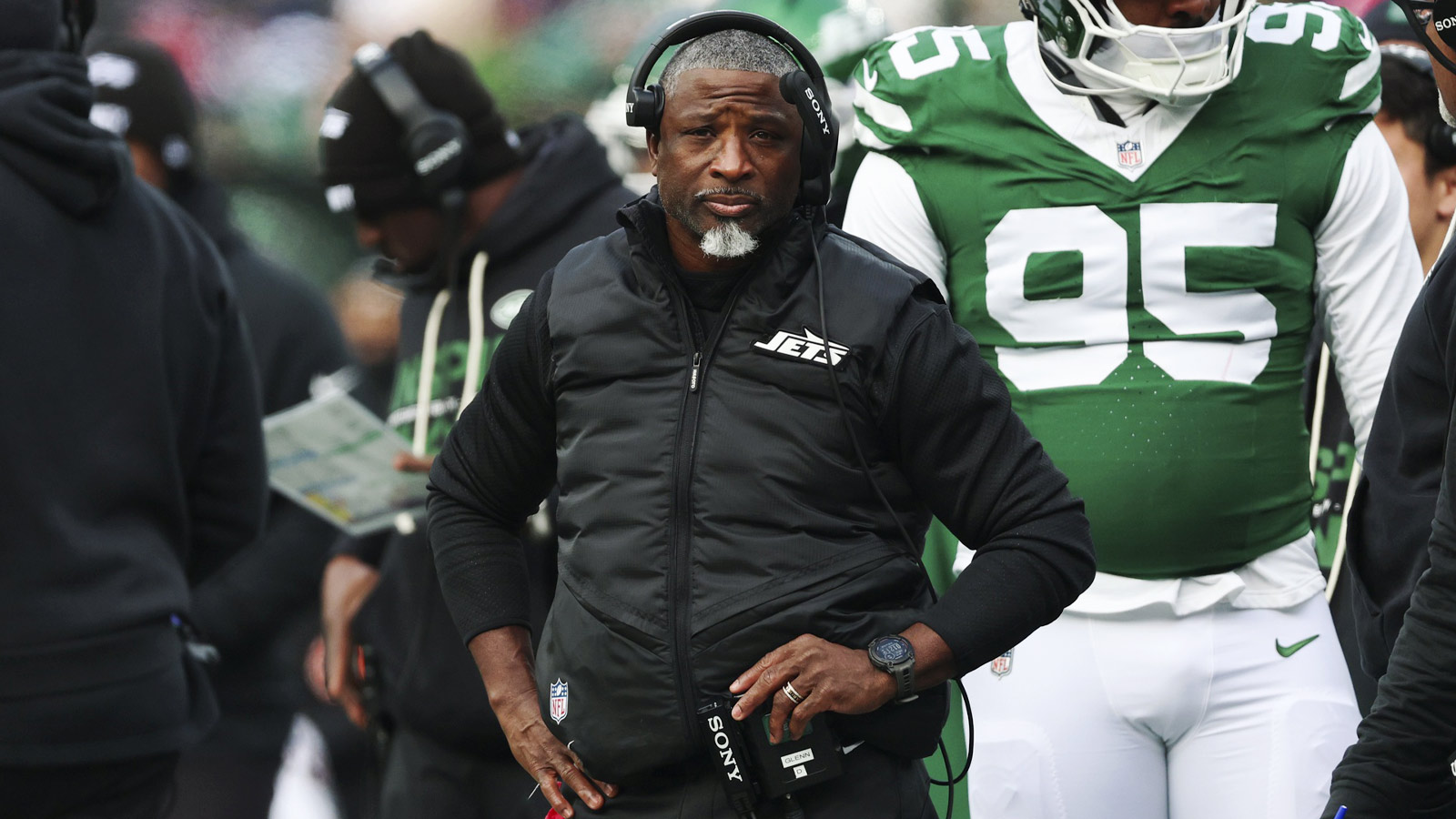 The next trade Jets must make to continue roster overhaul after Aaron Glenn’s disastrous first season