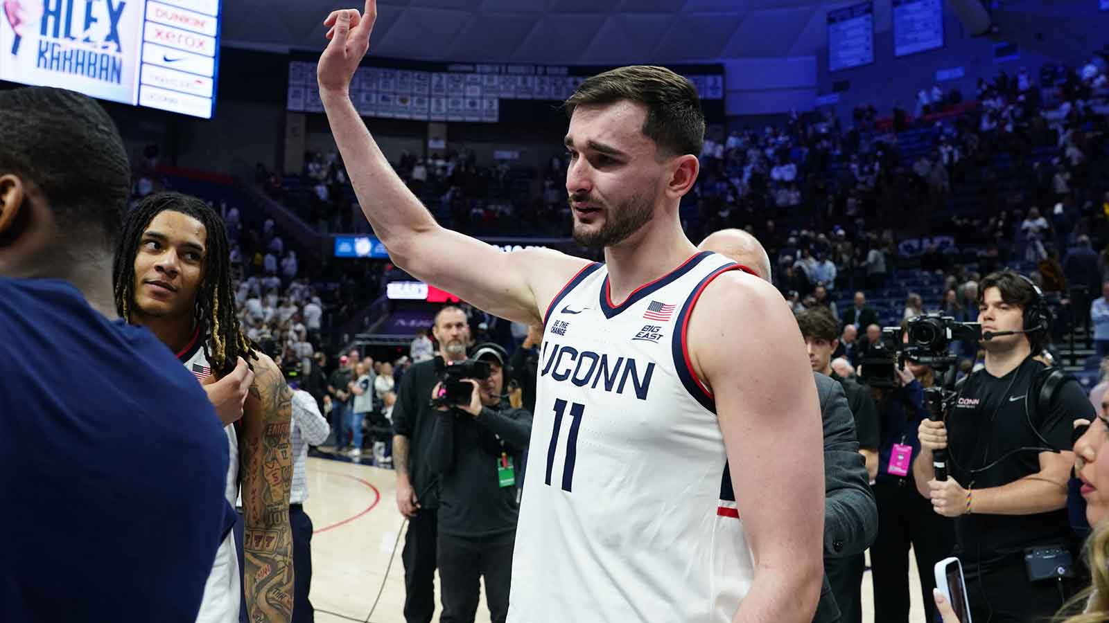 https://wp.clutchpoints.com/wp-content/uploads/2026/02/Alex-Karaban-gets-emotional-addressing-Huskies-fans-on-senior-day-1.jpg