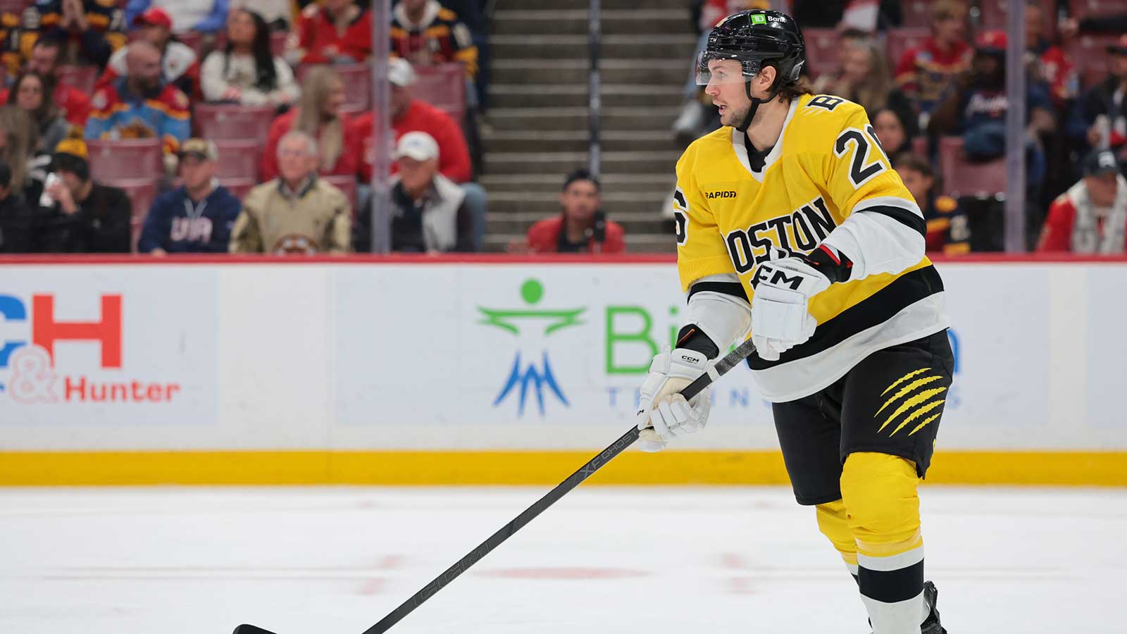 Bruins rumors: Boston willing to listen to offers for depth defenseman