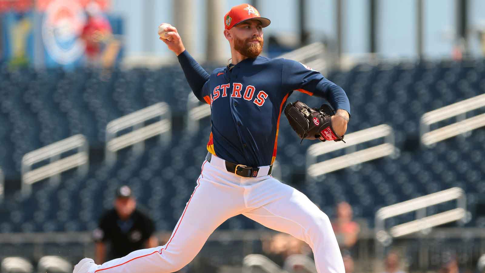 Astros’ Joe Espada showers ‘red-a**’ Mike Burrows with spring training praise