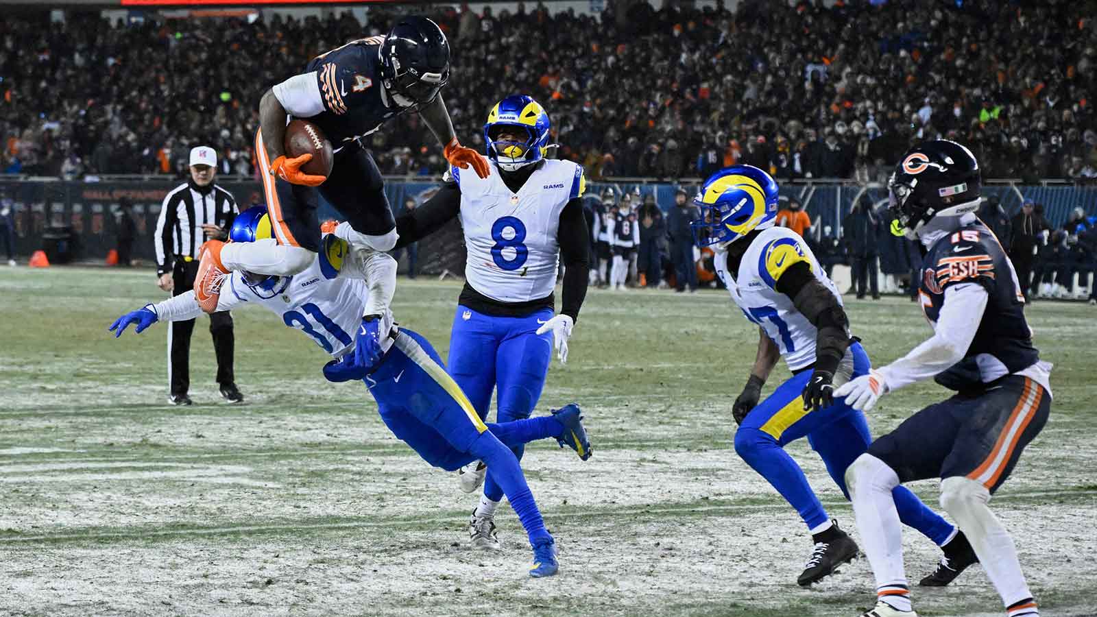 Bears’ D’Andre Swift makes pitch for re-signing amid cap crunch