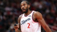 Los Angeles Clippers forward Kawhi Leonard (2) reacts after a play during the third quarter against the Houston Rockets at Toyota Center.