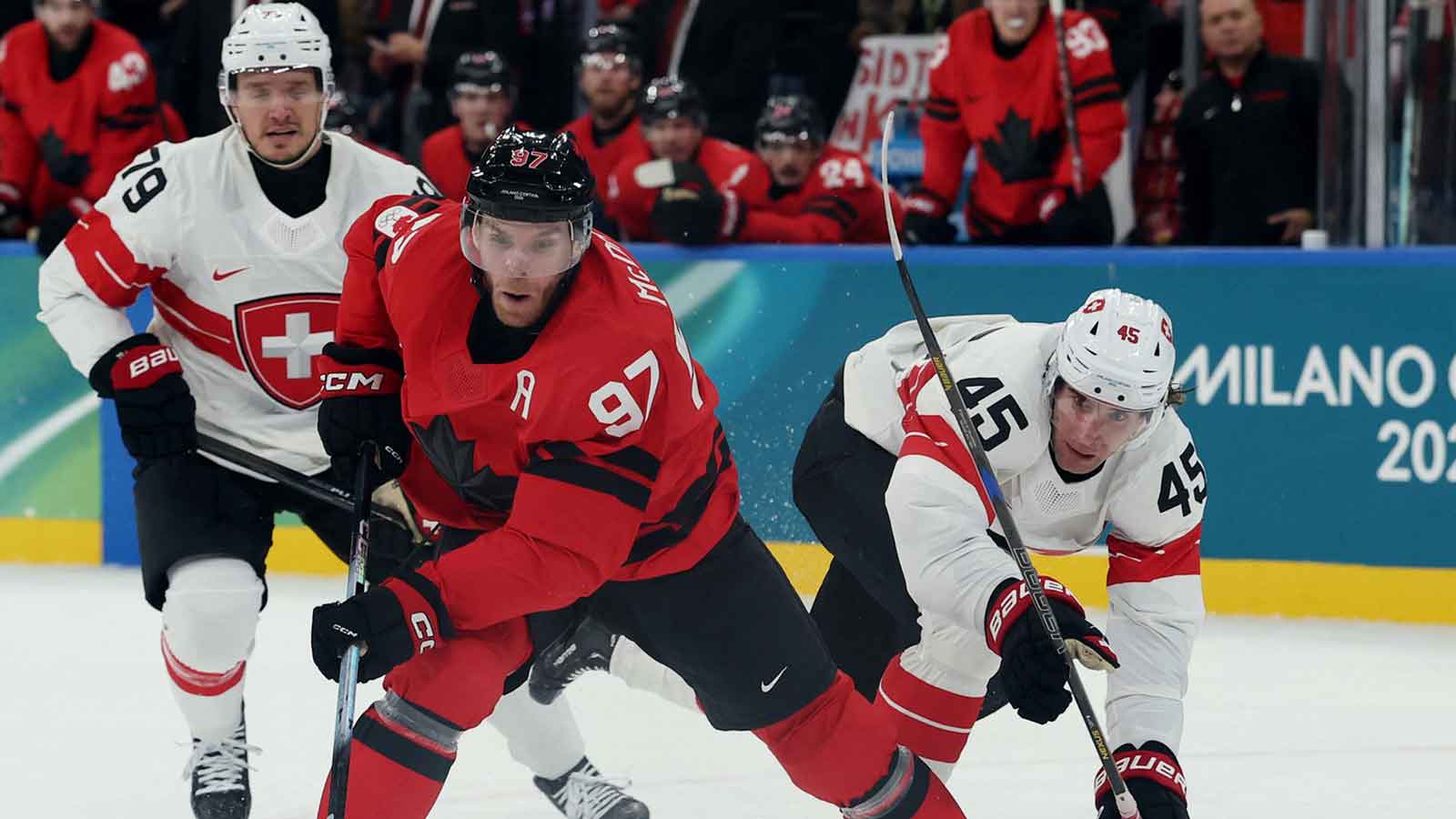 Connor McDavid continues dominant Olympic Games with 2-point 1st period vs. Switzerland