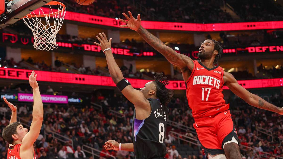 Utah Jazz guard Isaiah Collier (8) shoots against Houston Rockets forward Tari Eason (17) in the second quarter at Toyota Center.