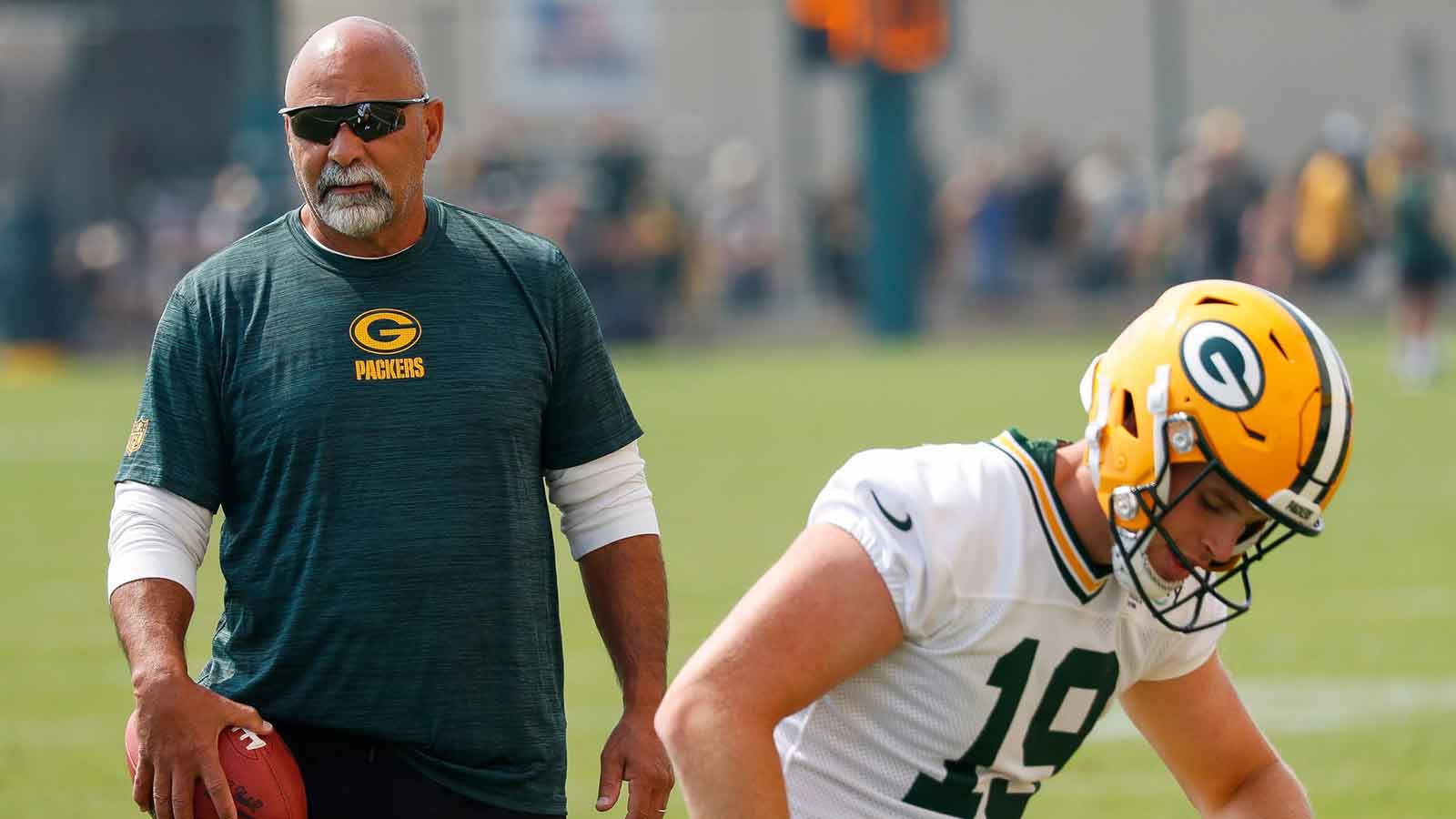 Packers’ Rich Bisaccia steps down after rough 2025 season