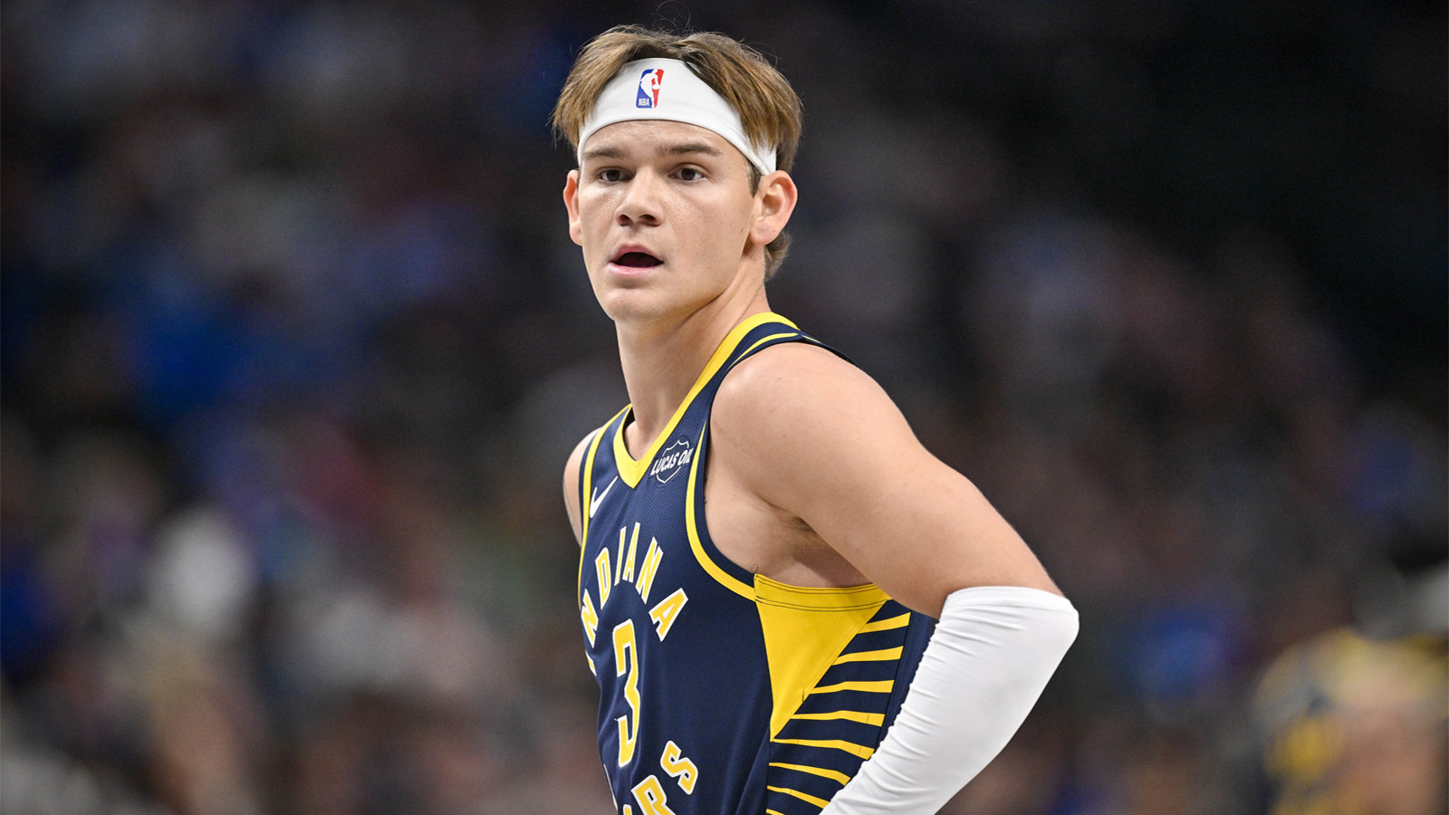 Bulls signing Mac McClung after flurry of trades